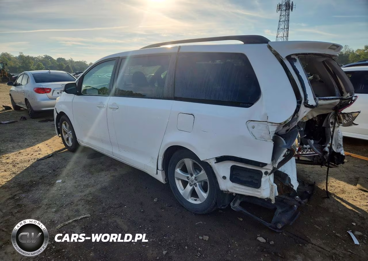 2011 Toyota Sienna Le VIN:5TDKK3DC0BS122995 - 2