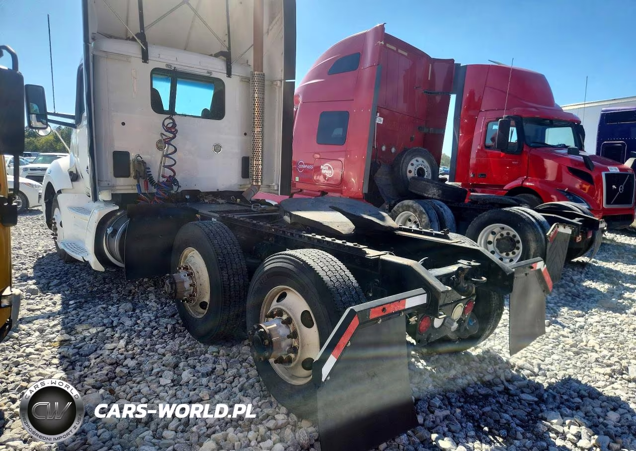 2014 Kenworth T680 Semi Truck VIN:1XKYD49X6EJ412914 - 2