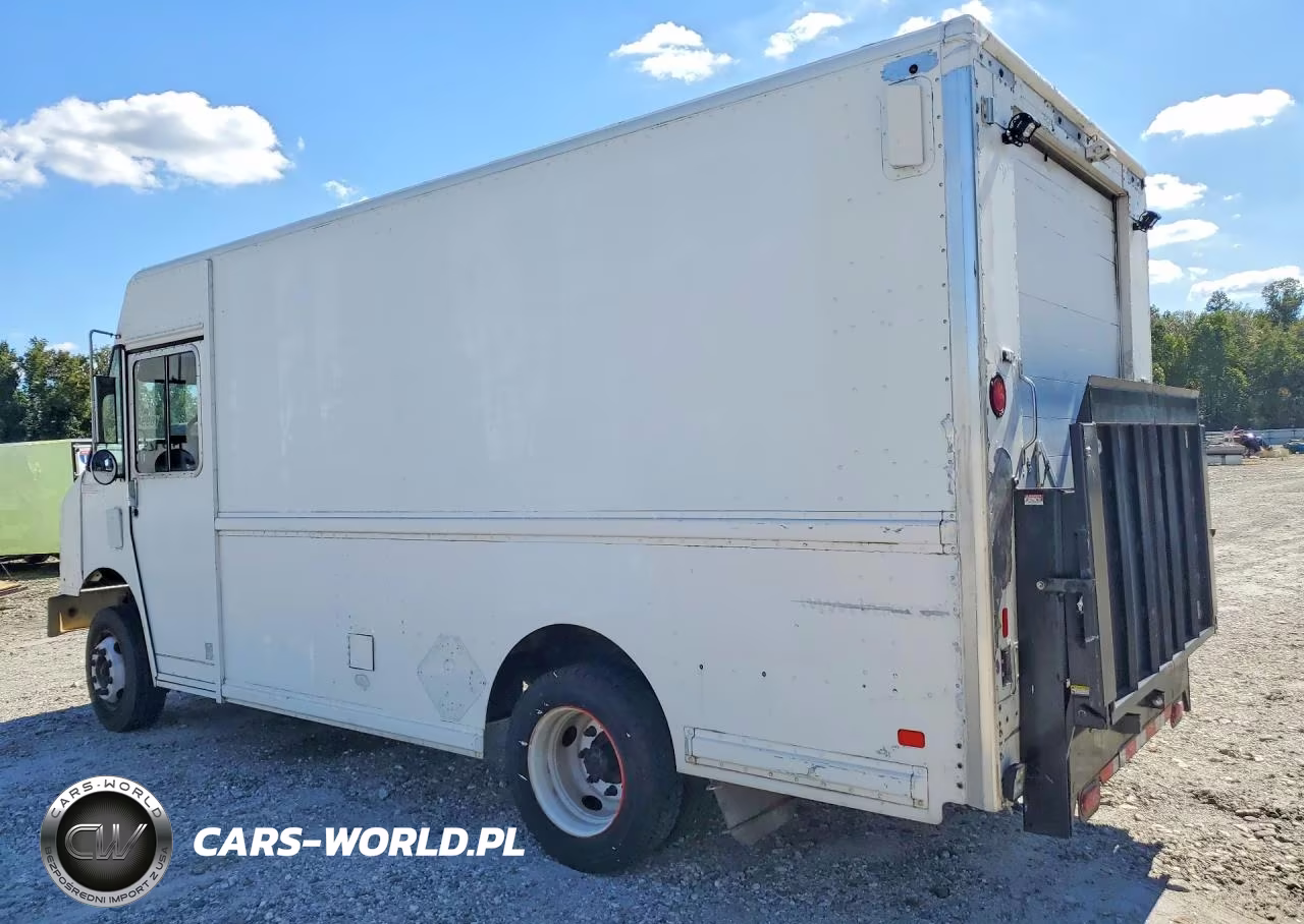 1998 Freightliner Mt45G Chassis Delivery Truck VIN:4UZA4FF46WC932681 - 2