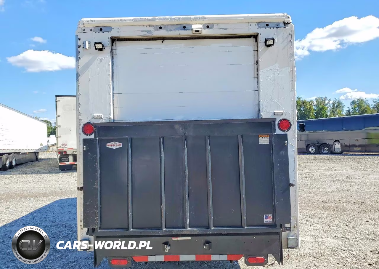 1998 Freightliner Mt45G Chassis Delivery Truck VIN:4UZA4FF46WC932681 - 6