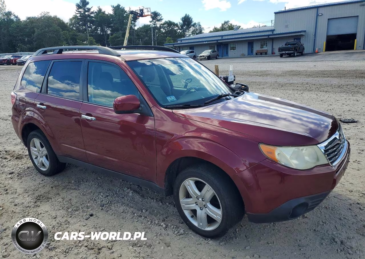 2010 Subaru Forester 2.5X Premium VIN:JF2SH6CCXAH706021 - 4