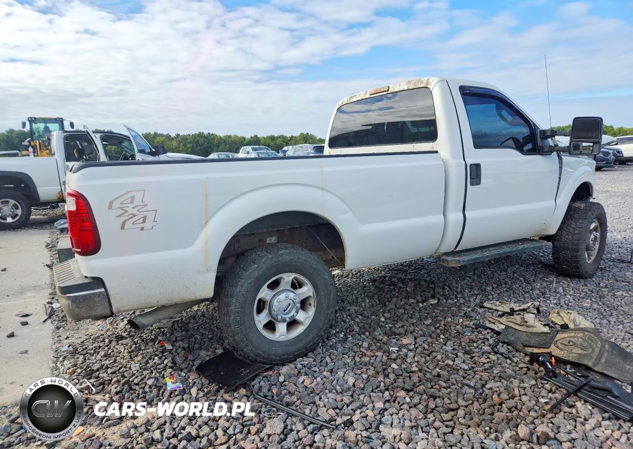 2014 Ford F250 Super Duty VIN:1FTBF2B67EEB74131 - 3