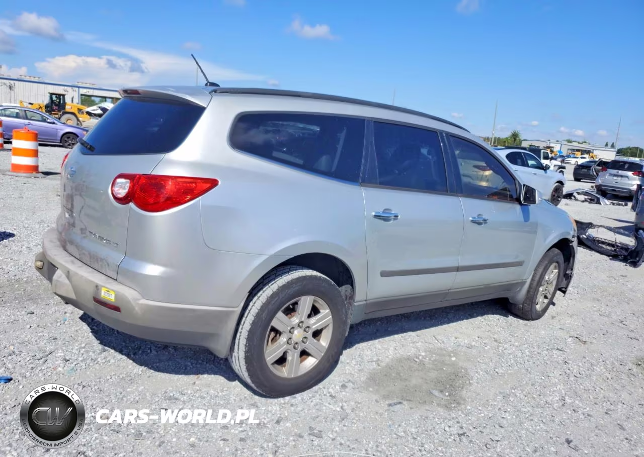 2010 Chevrolet Traverse Lt VIN:1GNLRFED9AS133046 - 3