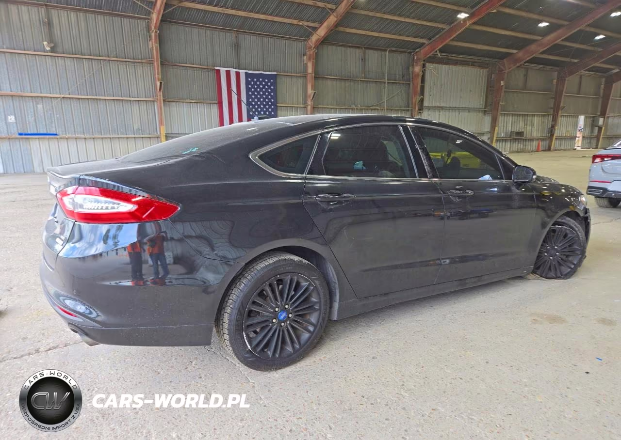 2014 Ford Fusion Se VIN:1FA6P0HD6E5365747 - 3