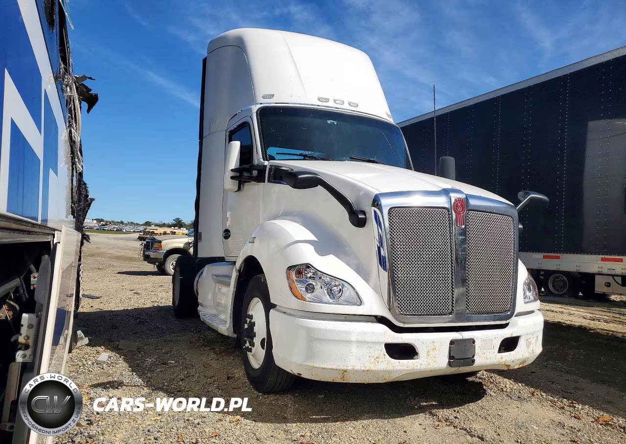 2015 Kenworth T680 Semi Truck VIN:1XKYA48X2FJ462463 - 4