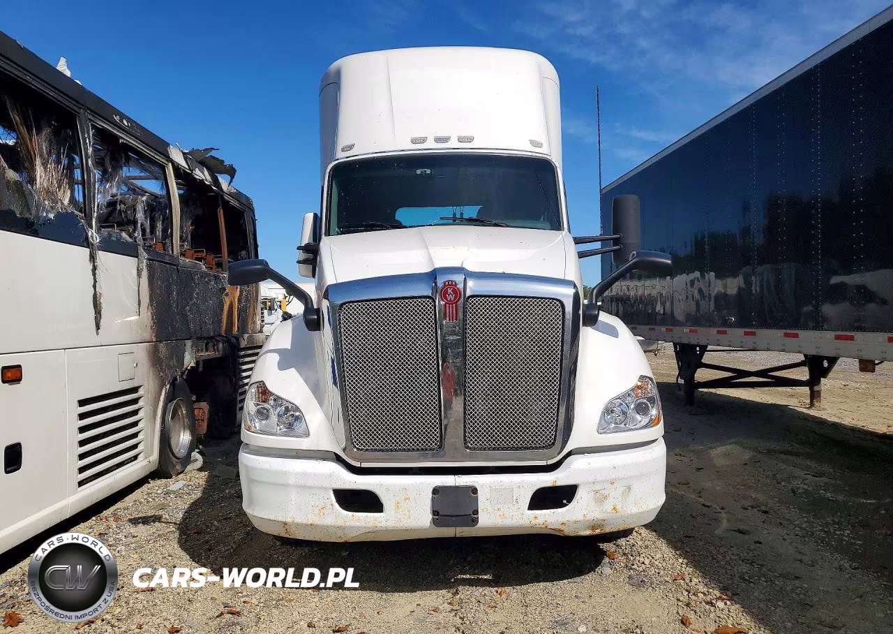 2015 Kenworth T680 Semi Truck VIN:1XKYA48X2FJ462463 - 5
