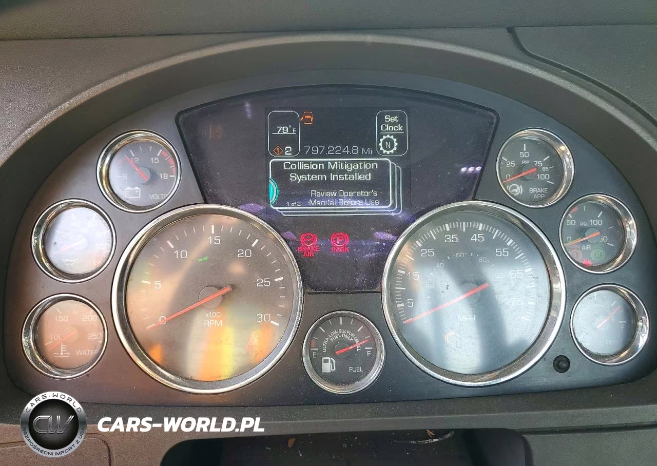 2015 Kenworth T680 Semi Truck VIN:1XKYA48X2FJ462463 - 9