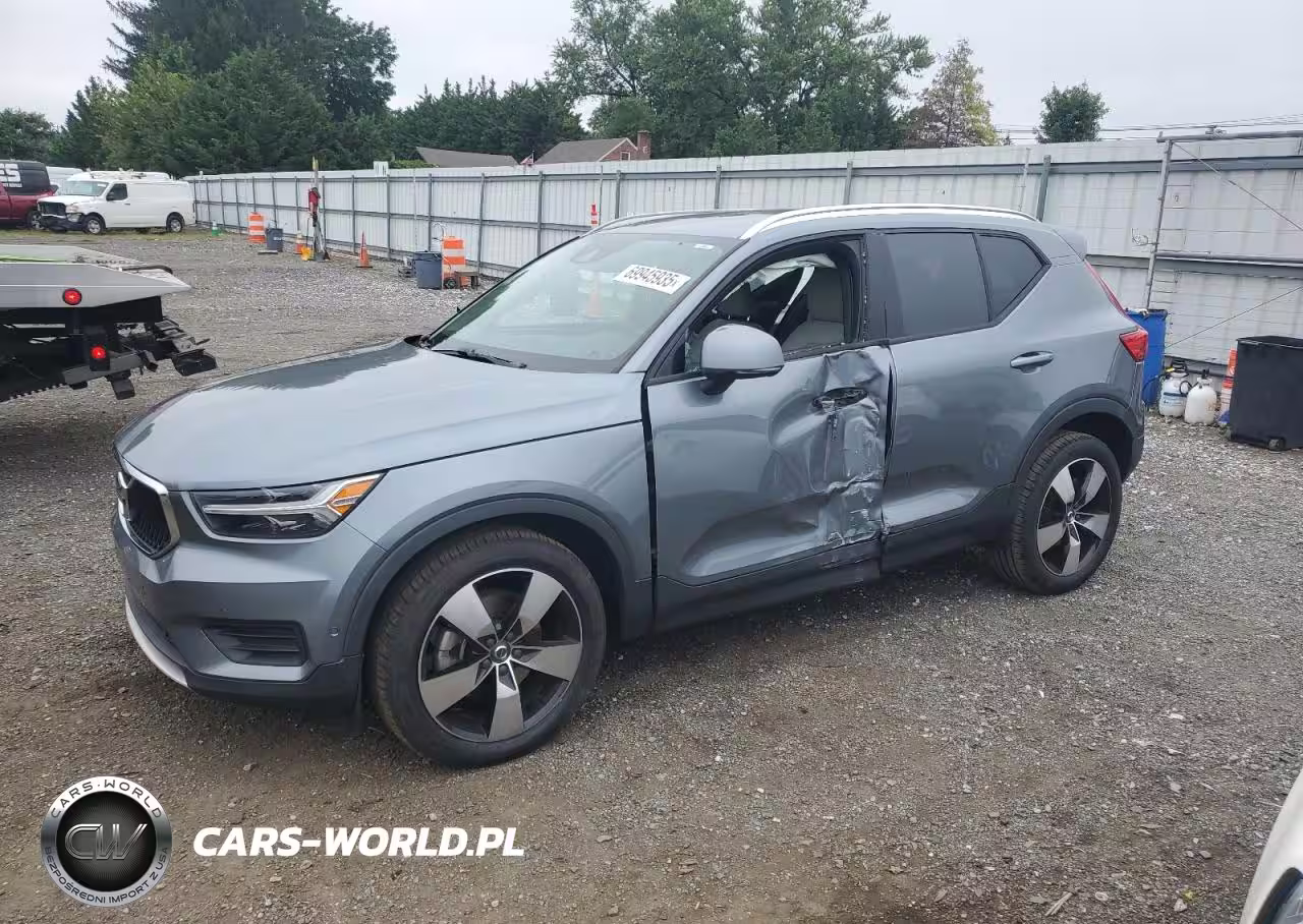 2019 Volvo Xc40 T4 Momentum