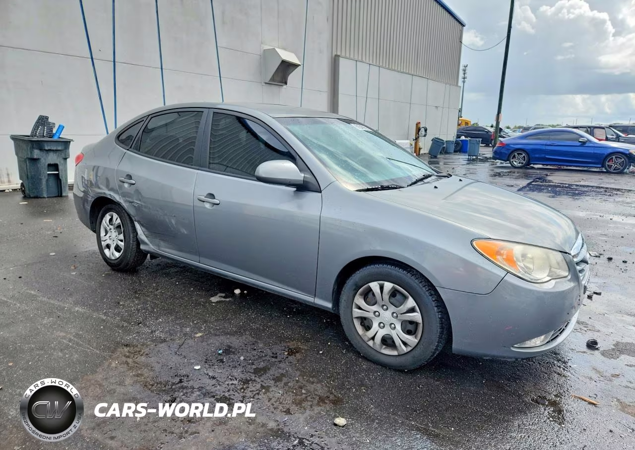 2010 Hyundai Elantra Gls VIN:KMHDU4AD9AU181846 - 4