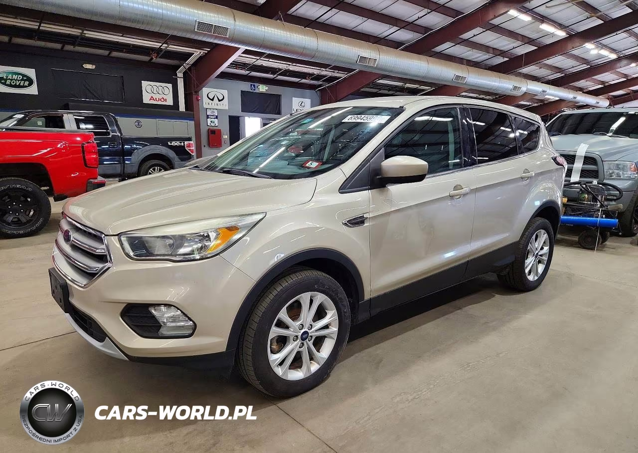 2017 Ford Escape Se VIN:1FMCU9GD2HUD23738 - 1