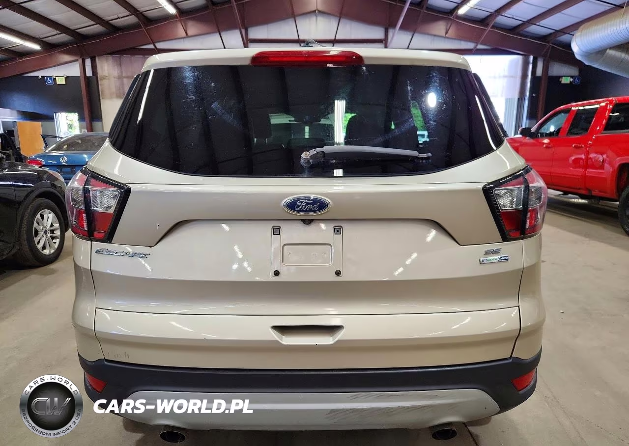 2017 Ford Escape Se VIN:1FMCU9GD2HUD23738 - 6