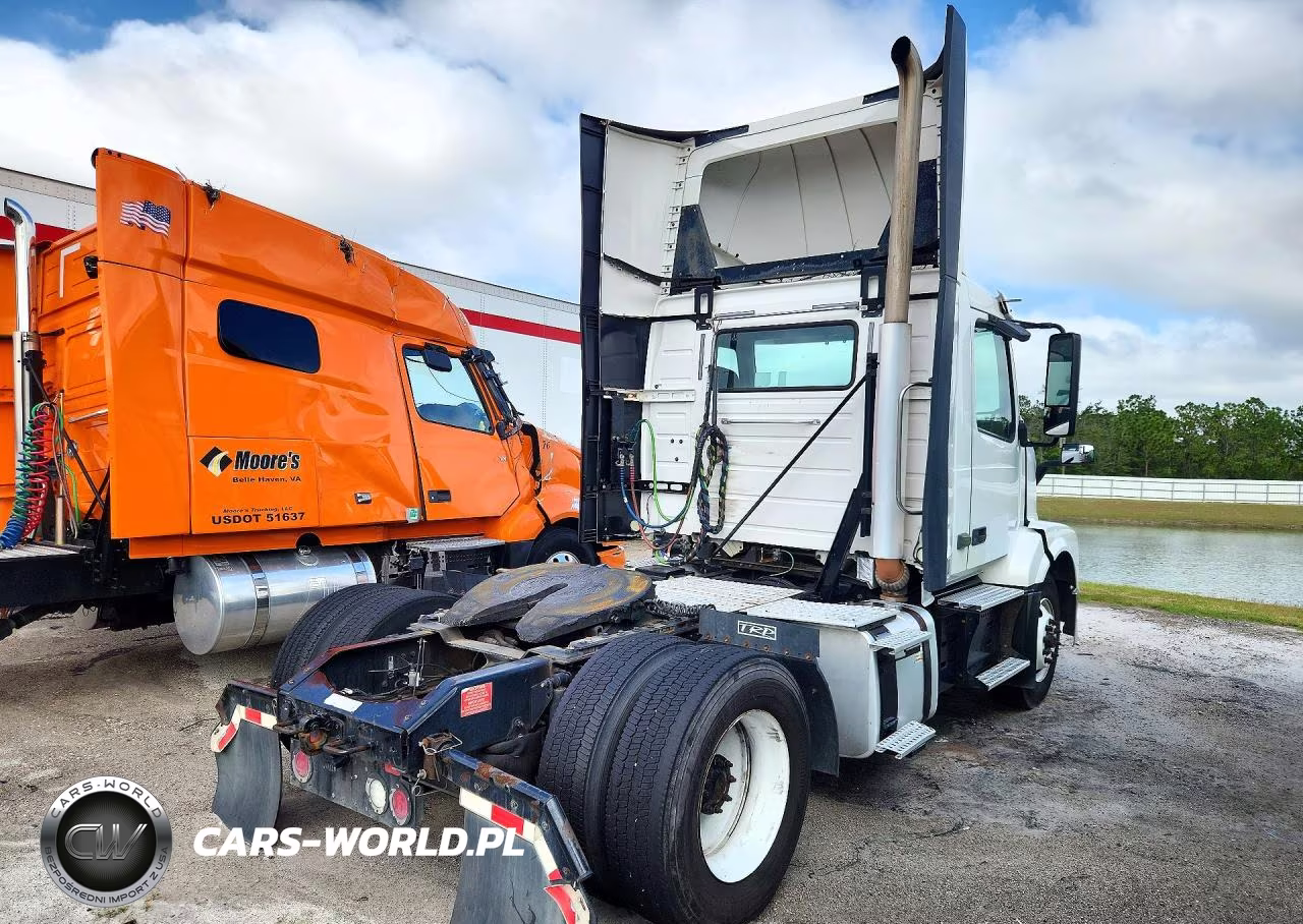 2018 Volvo Vnl Semi Truck VIN:4V4N39TG1JN892844 - 3