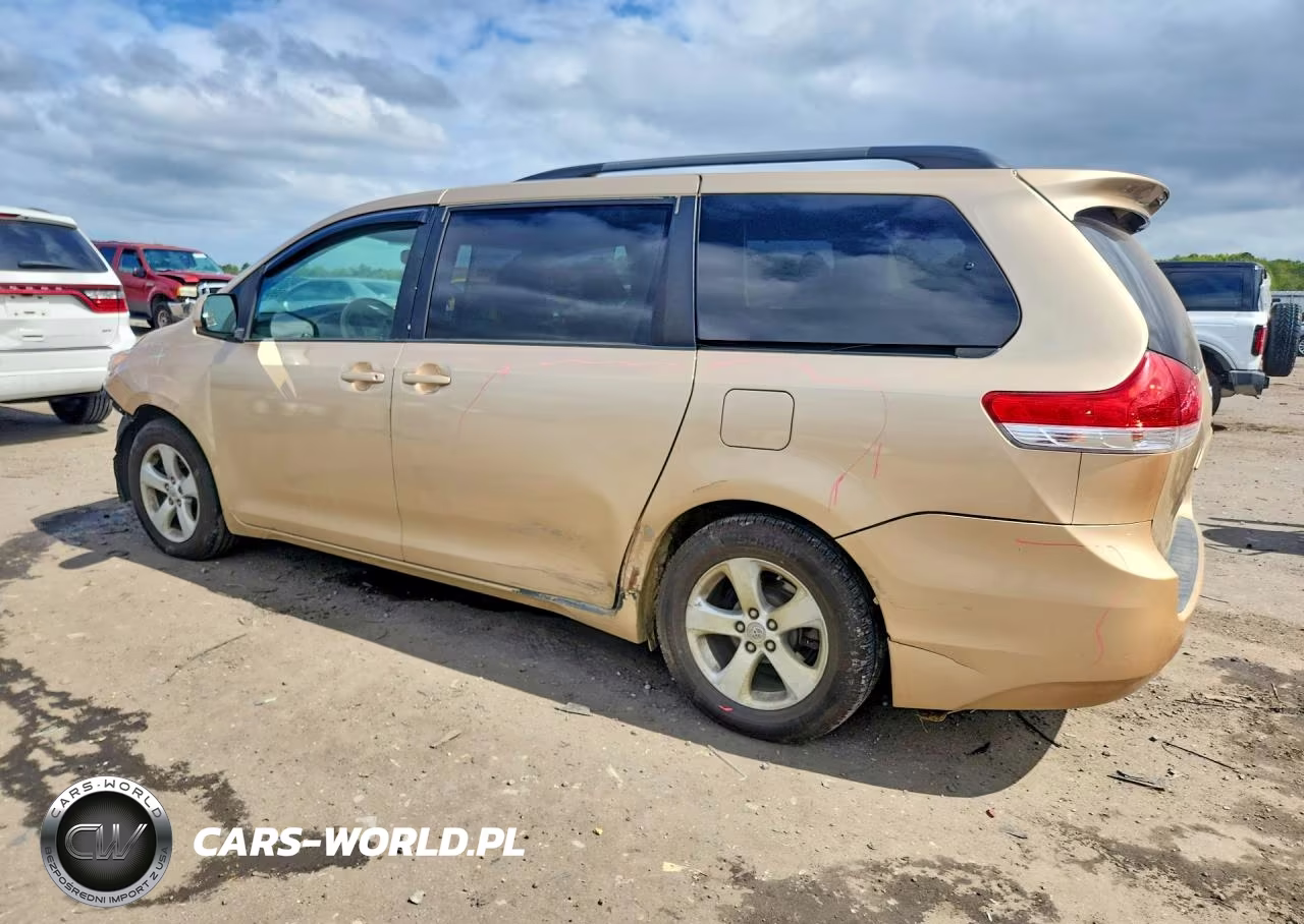 2011 Toyota Sienna Le VIN:5TDKK3DC5BS141302 - 2