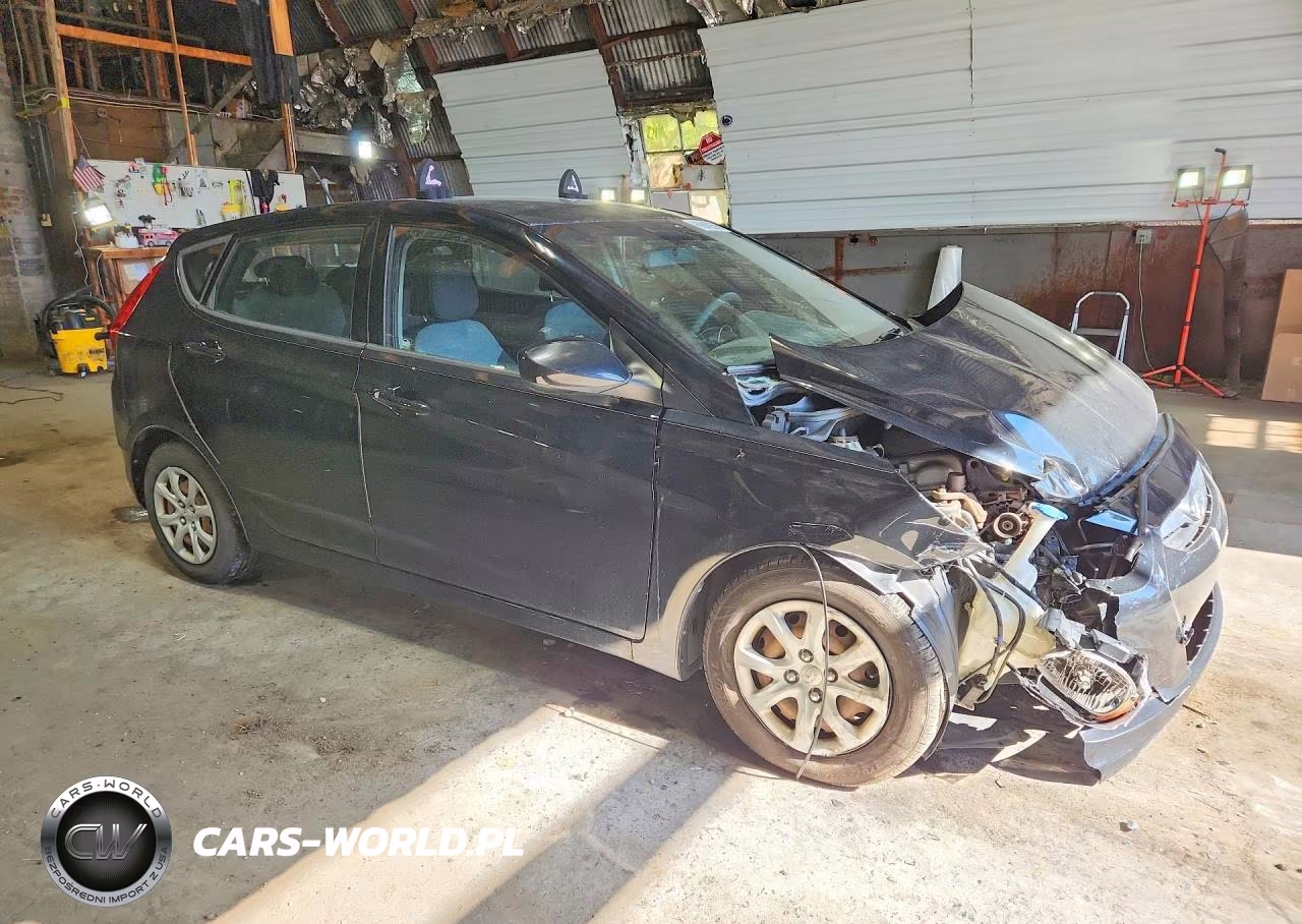 2012 Hyundai Accent Gs VIN:KMHCT5AE2CU047406 - 4