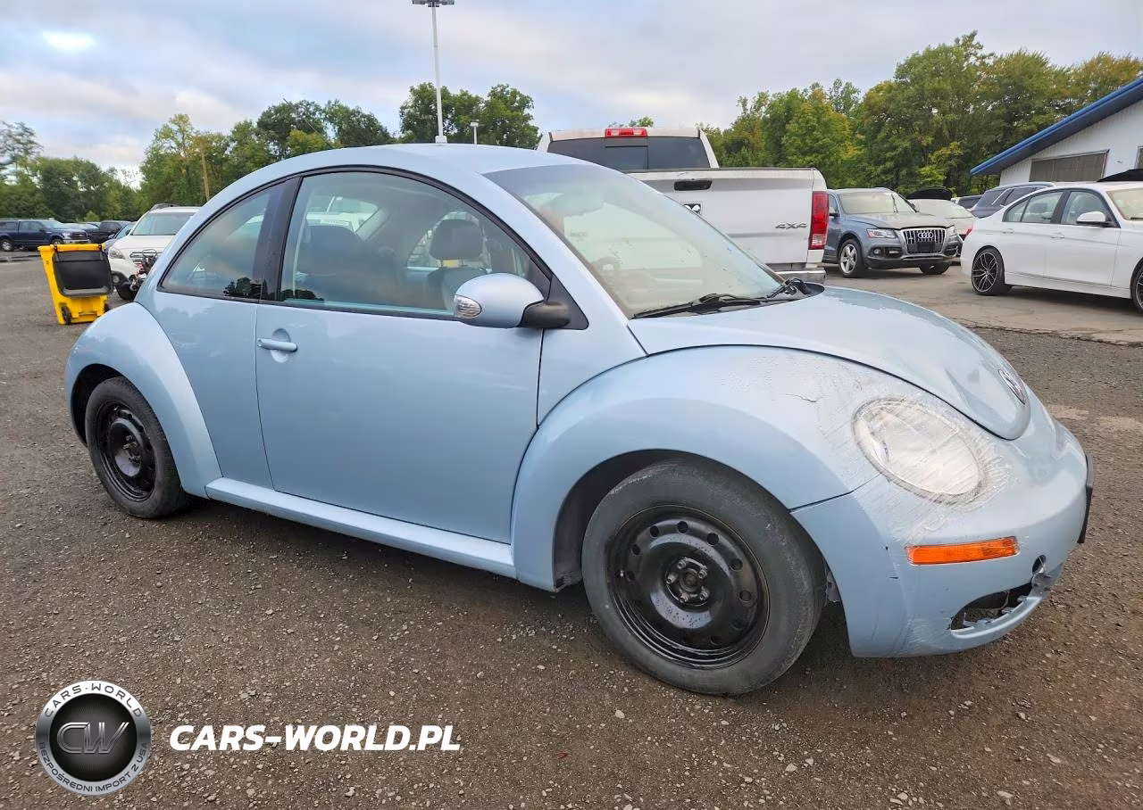 2010 Volkswagen New Beetle VIN:3VWPW3AG6AM010666 - 4