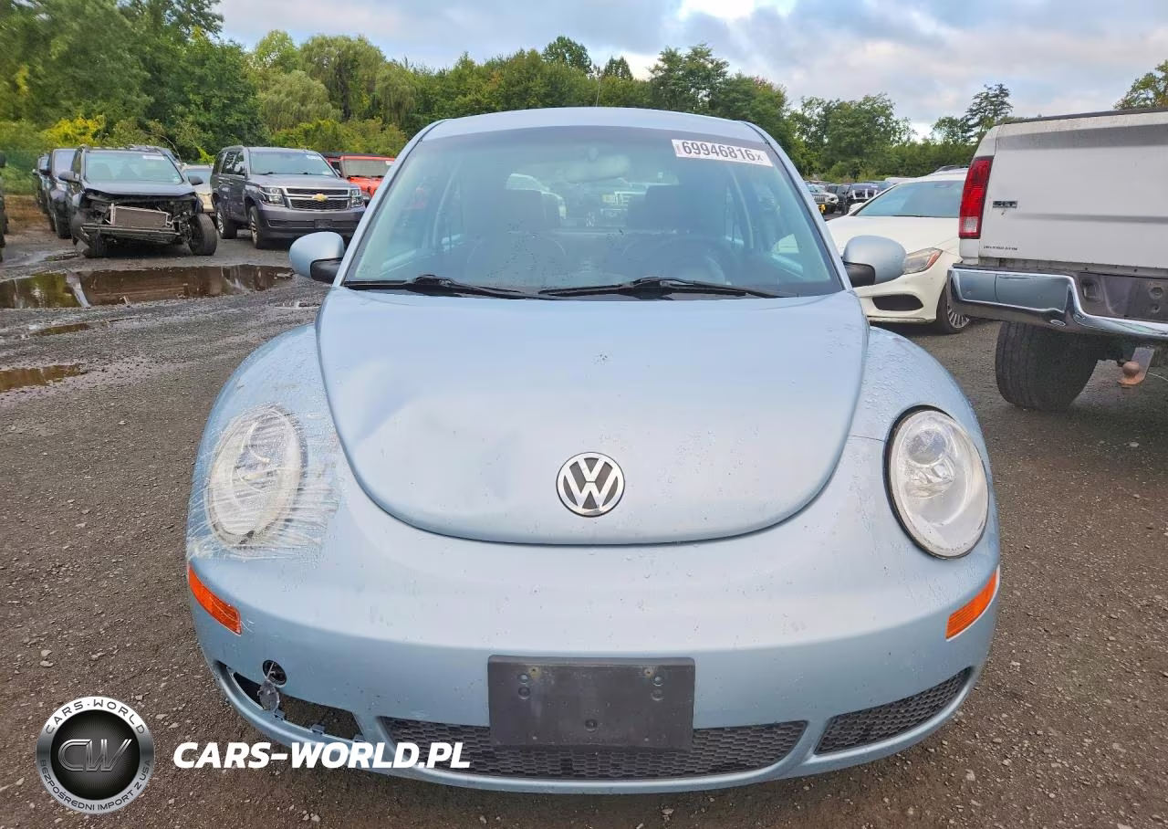2010 Volkswagen New Beetle VIN:3VWPW3AG6AM010666 - 5