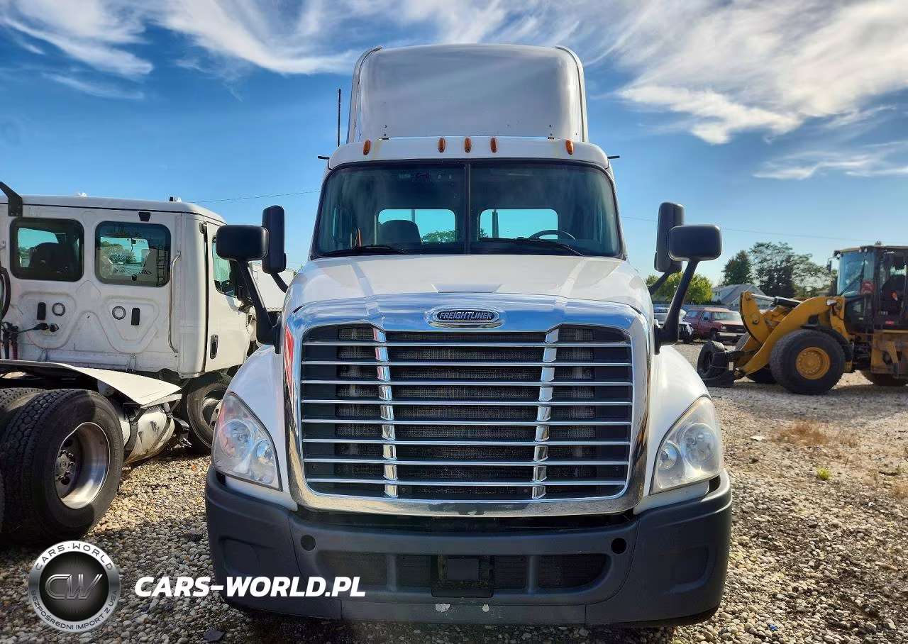 2016 Freightliner Cascadia 125 Semi Truck VIN:1FUBGEDV2GLHC5767 - 5