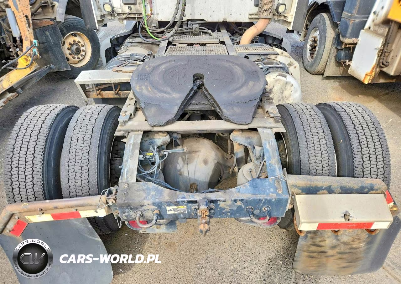 2018 Peterbilt 579 Semi Truck VIN:1XPBA48X4JD477523 - 12