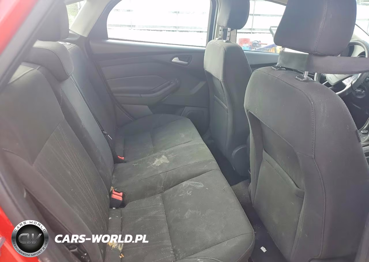 2017 Ford Focus Se VIN:1FADP3F28HL277003 - 10