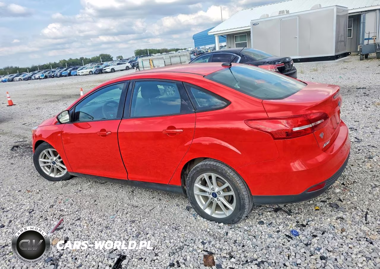 2017 Ford Focus Se VIN:1FADP3F28HL277003 - 2