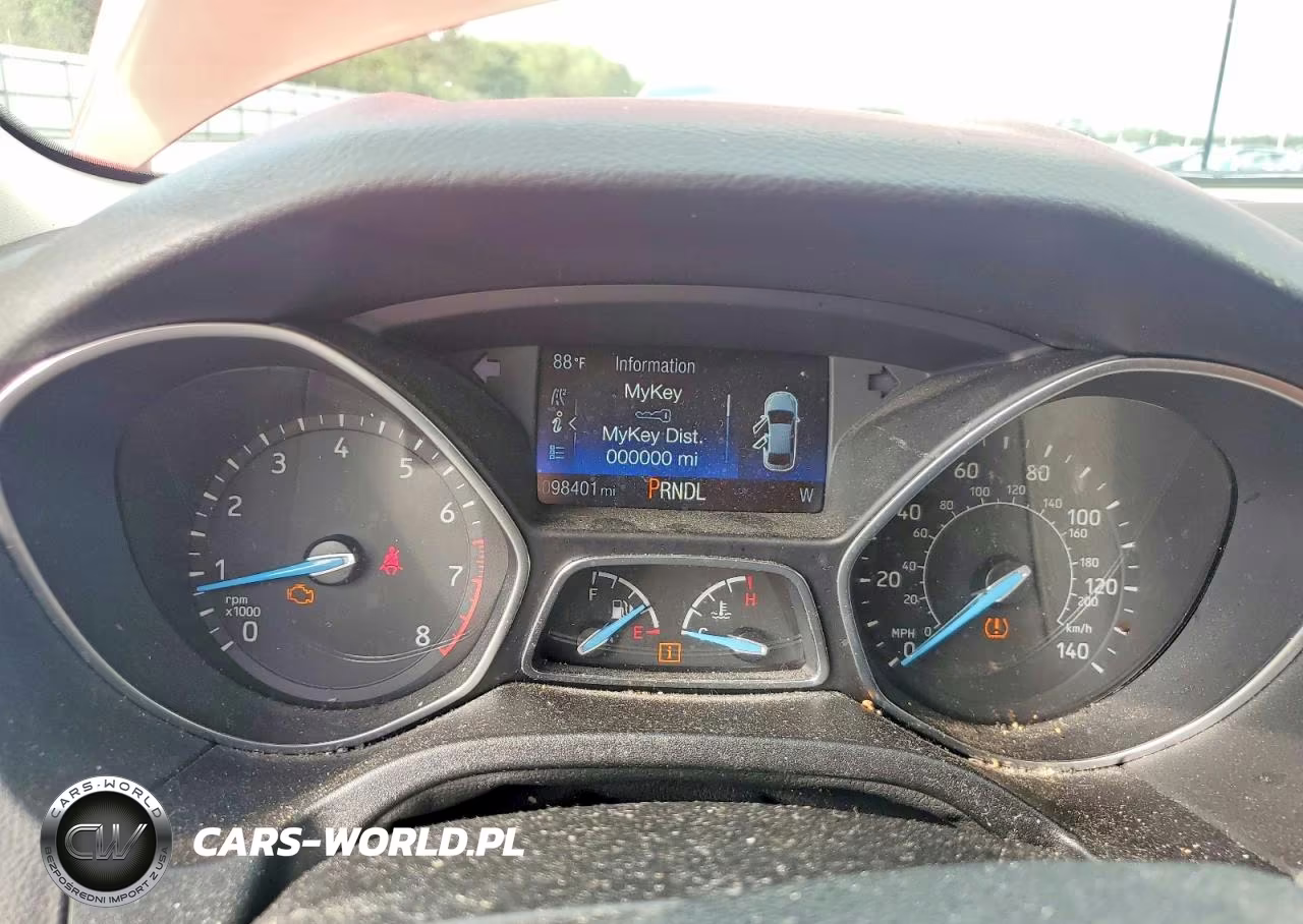2017 Ford Focus Se VIN:1FADP3F28HL277003 - 9