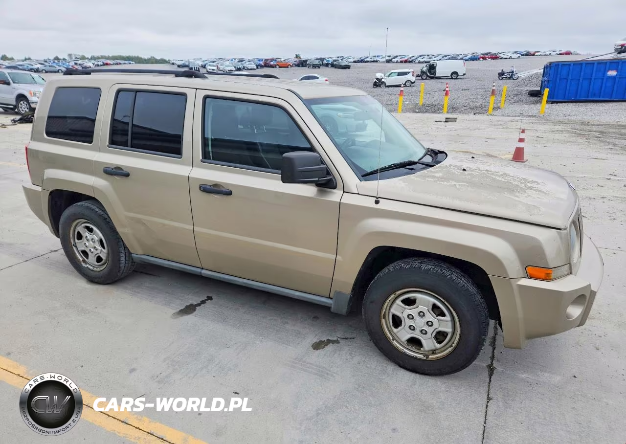 2010 Jeep Patriot Sport VIN:1J4NT1GB2AD641360 - 4