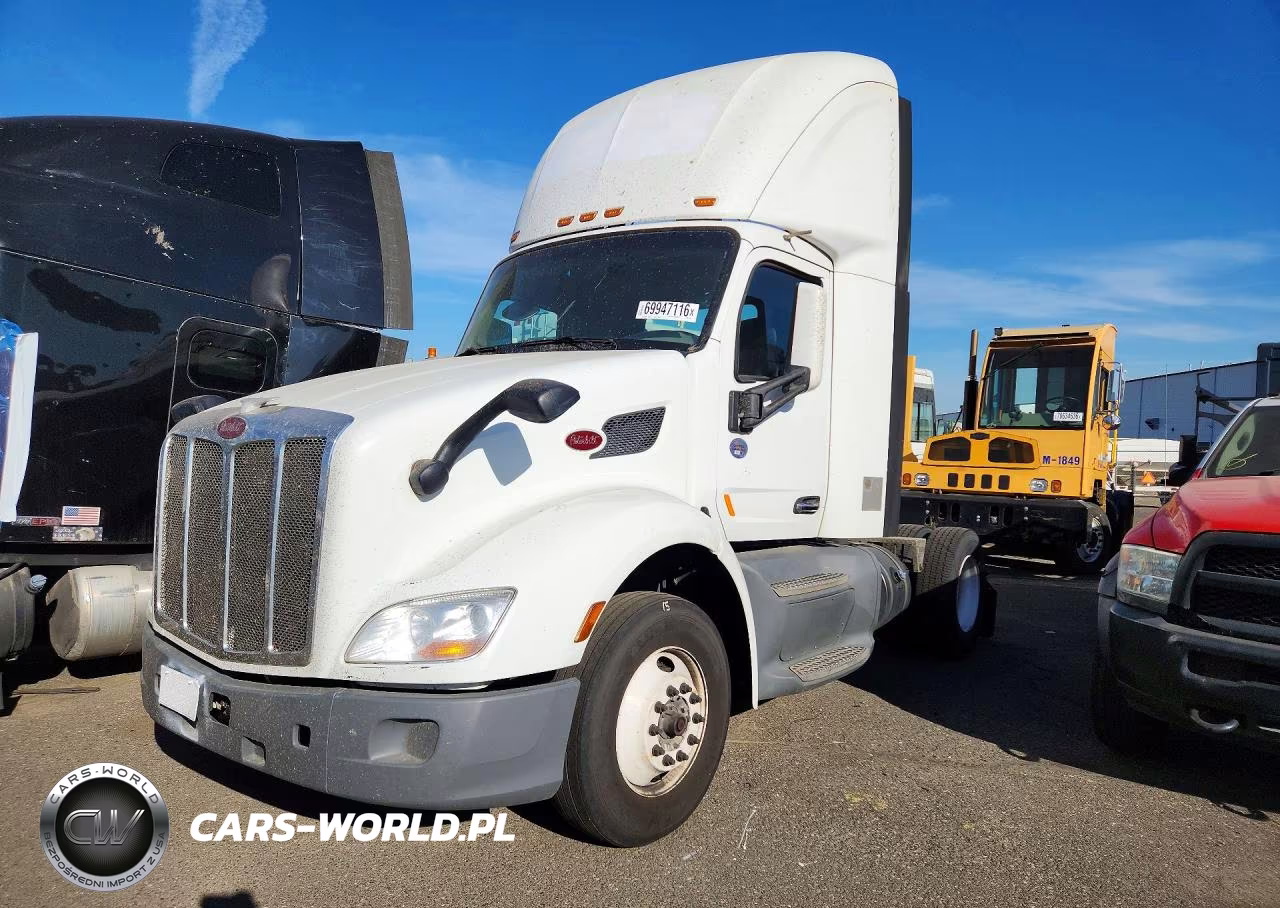 2019 Peterbilt 579 Semi Truck