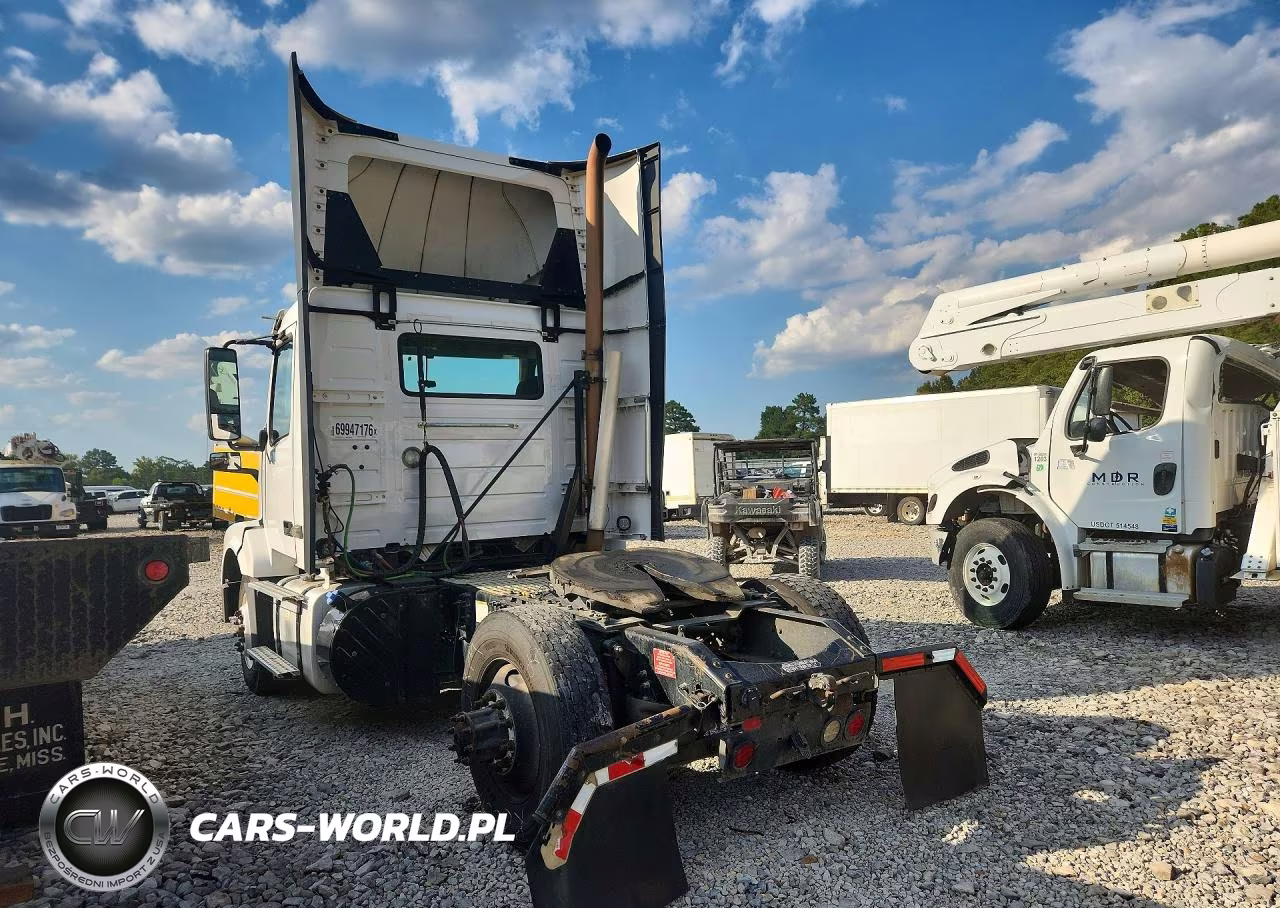2017 Volvo Vnl Semi Truck VIN:4V4N39TG2HN987973 - 2