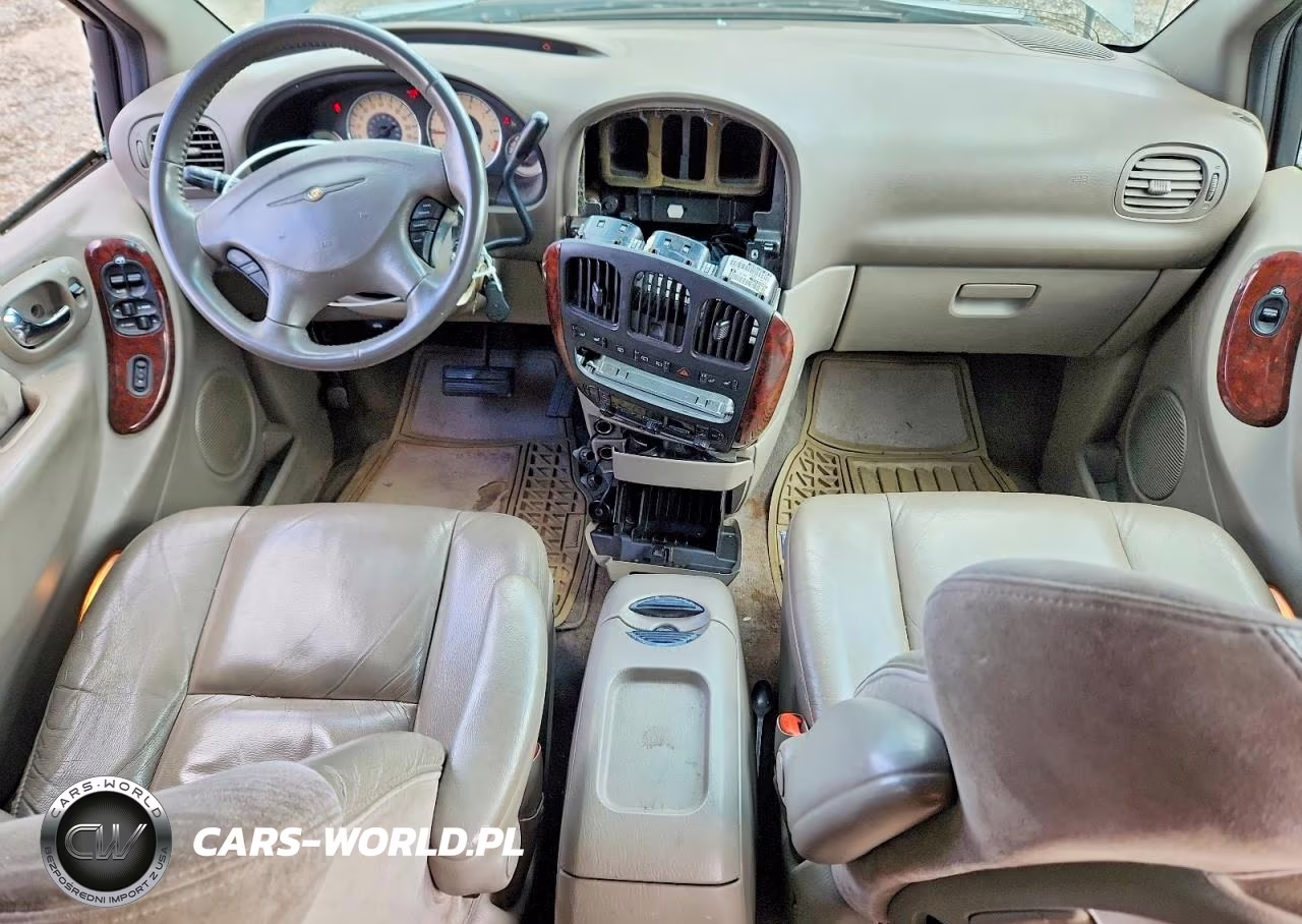 2001 Chrysler Town & Country Limited VIN:2C8GP64L11R407249 - 8