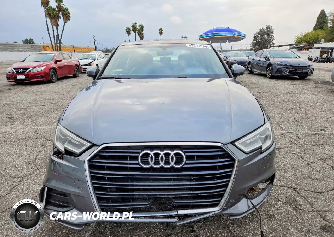 2018 Audi A3 Premium VIN:WAUAUGFF2J1041512 - 5