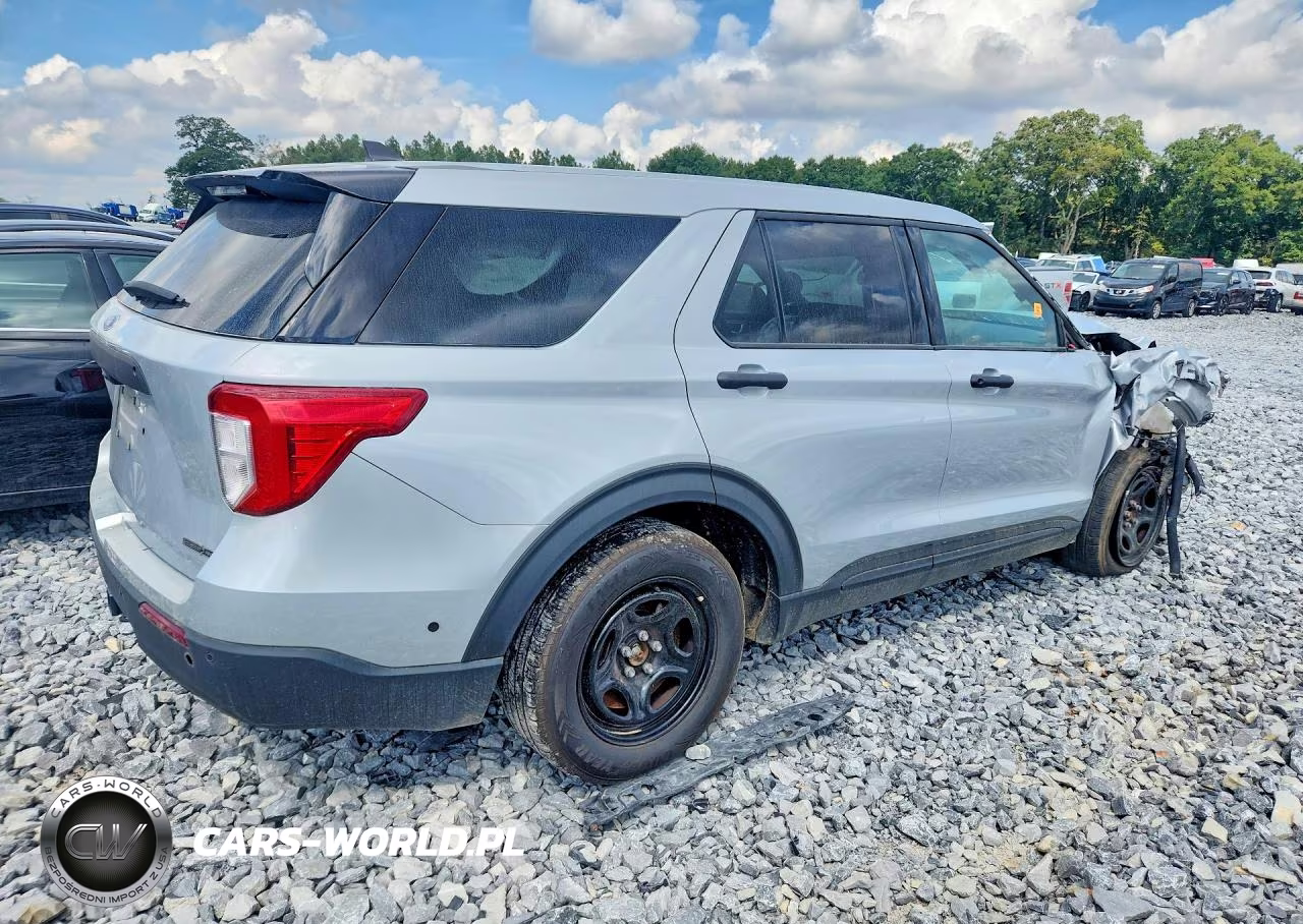 2024 Ford Explorer Police Interceptor VIN:1FM5K8AC5RGA67717 - 3