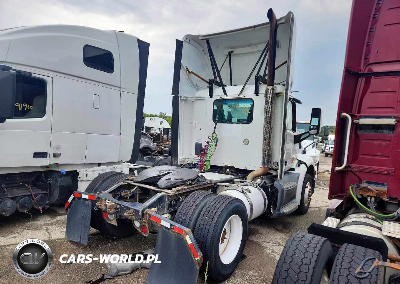 2016 Peterbilt 579 Semi Truck VIN:1XPBA48X6GD339684 - 3