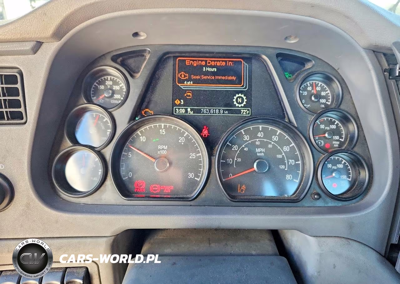 2016 Peterbilt 579 Semi Truck VIN:1XPBA48X6GD339684 - 9