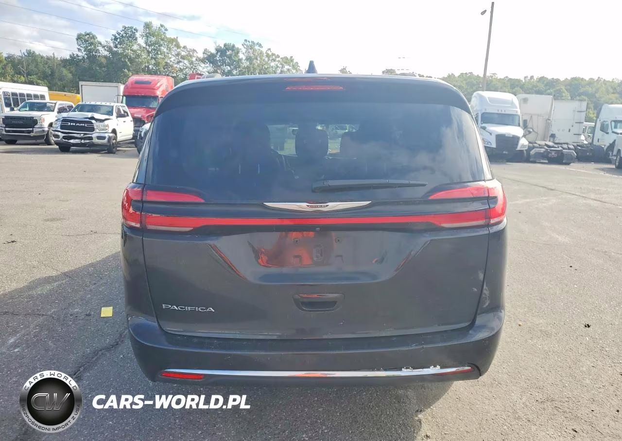 2022 Chrysler Pacifica Touring L VIN:2C4RC1BG1NR218038 - 6
