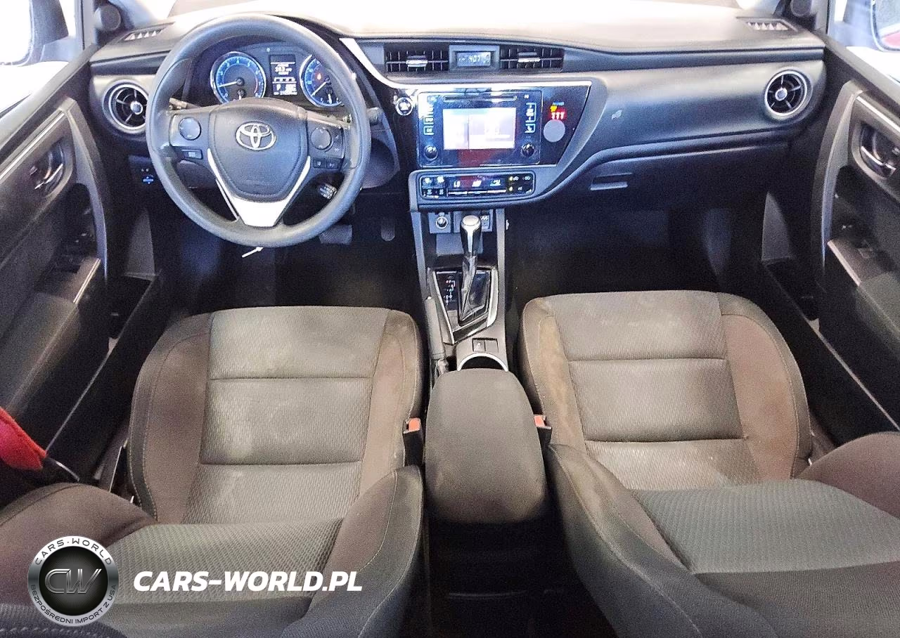 2019 Toyota Corolla Le VIN:2T1BURHEXKC170196 - 8