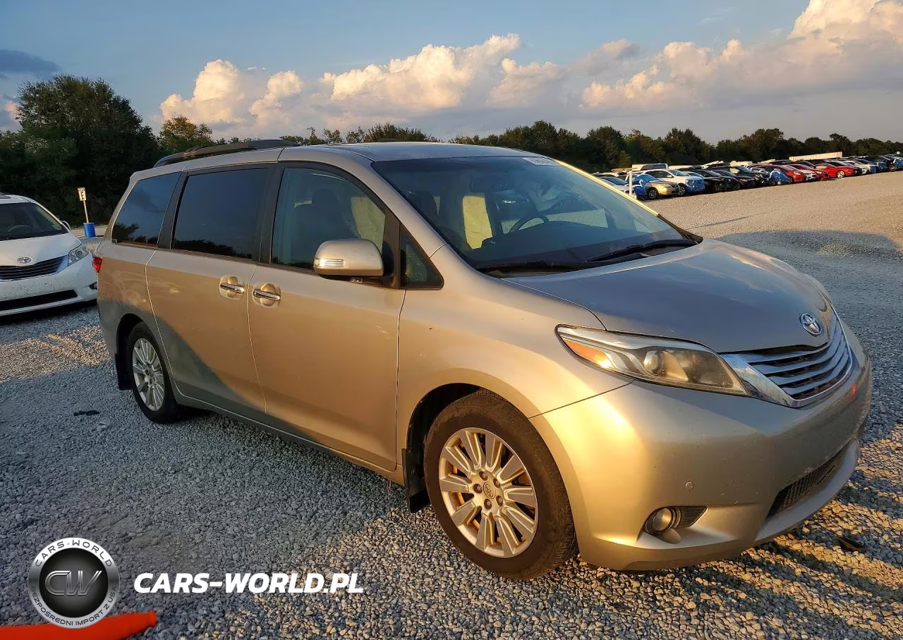 2017 Toyota Sienna Limited 7-Passenger VIN:5TDYZ3DC5HS785851 - 4
