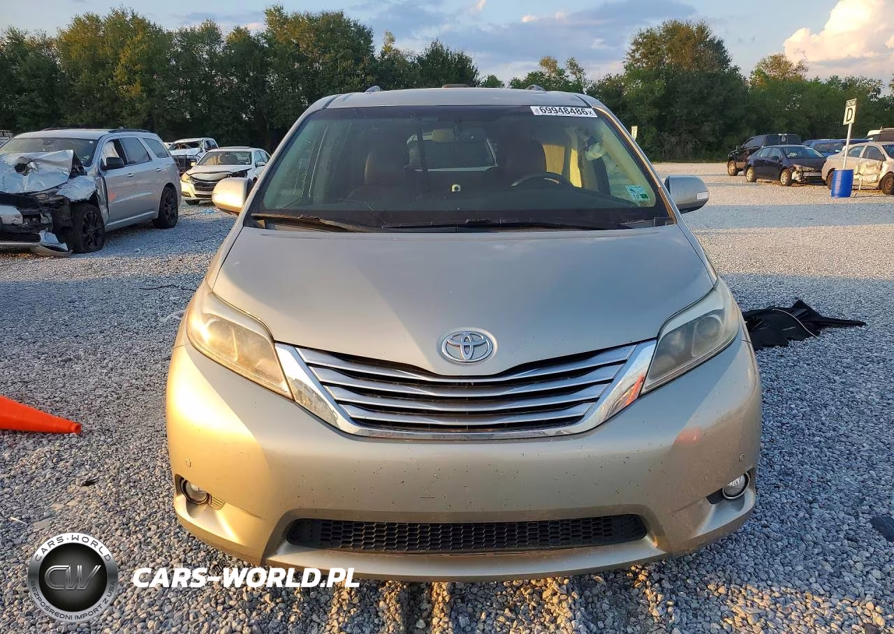 2017 Toyota Sienna Limited 7-Passenger VIN:5TDYZ3DC5HS785851 - 5
