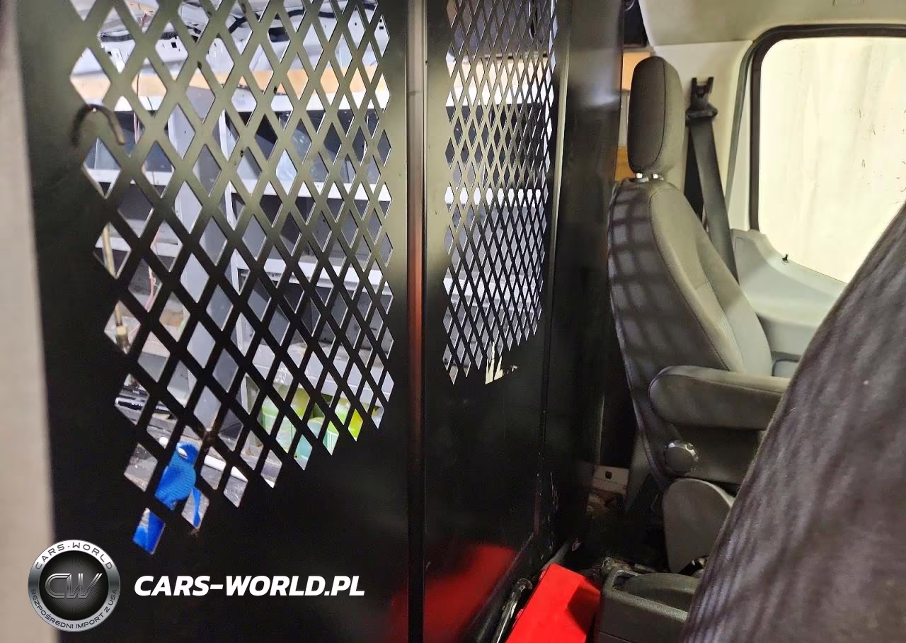 2019 Ford Transit T-250 VIN:1FTYR1YMXKKB20773 - 11