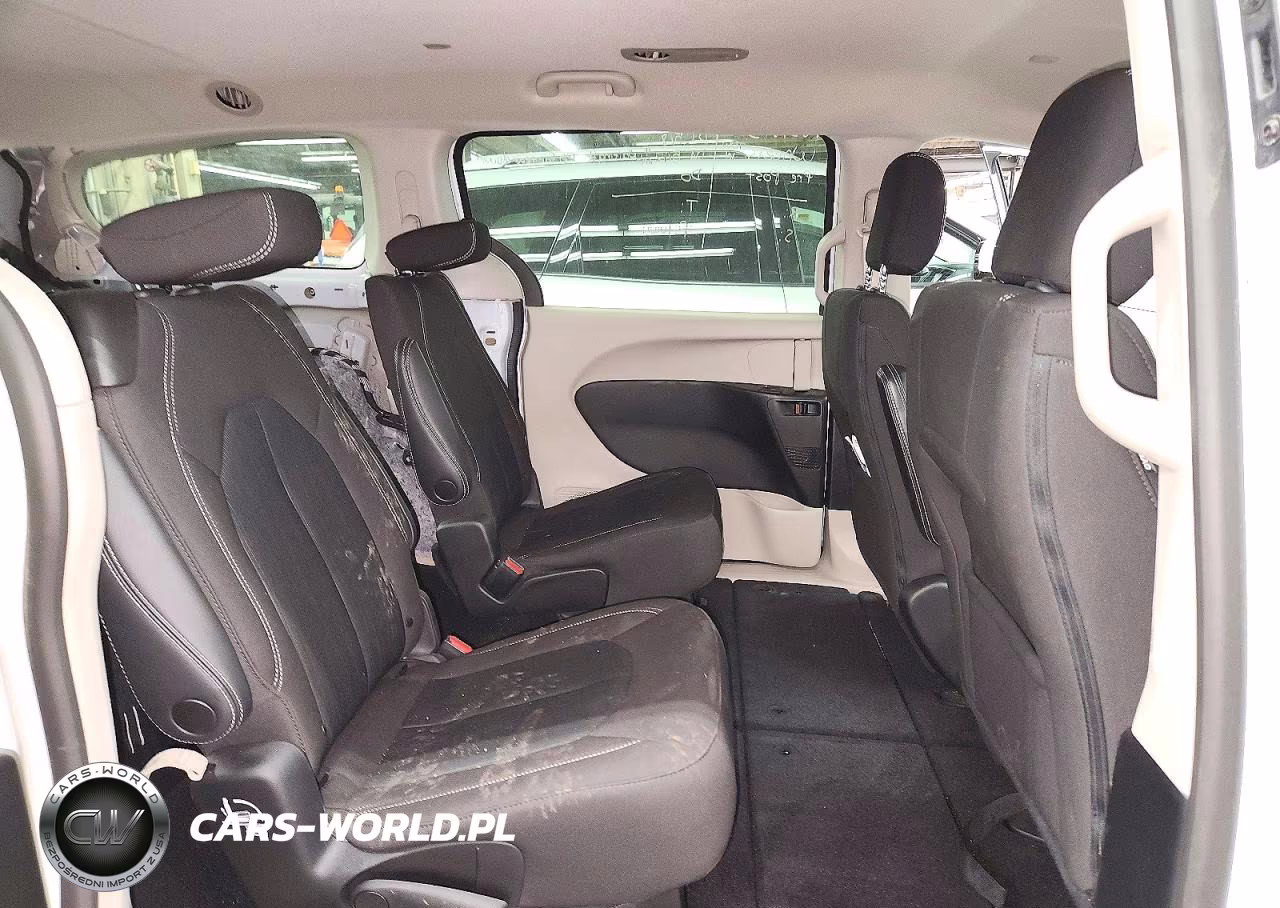2023 Chrysler Voyager Lx VIN:2C4RC1CG4PR623652 - 11