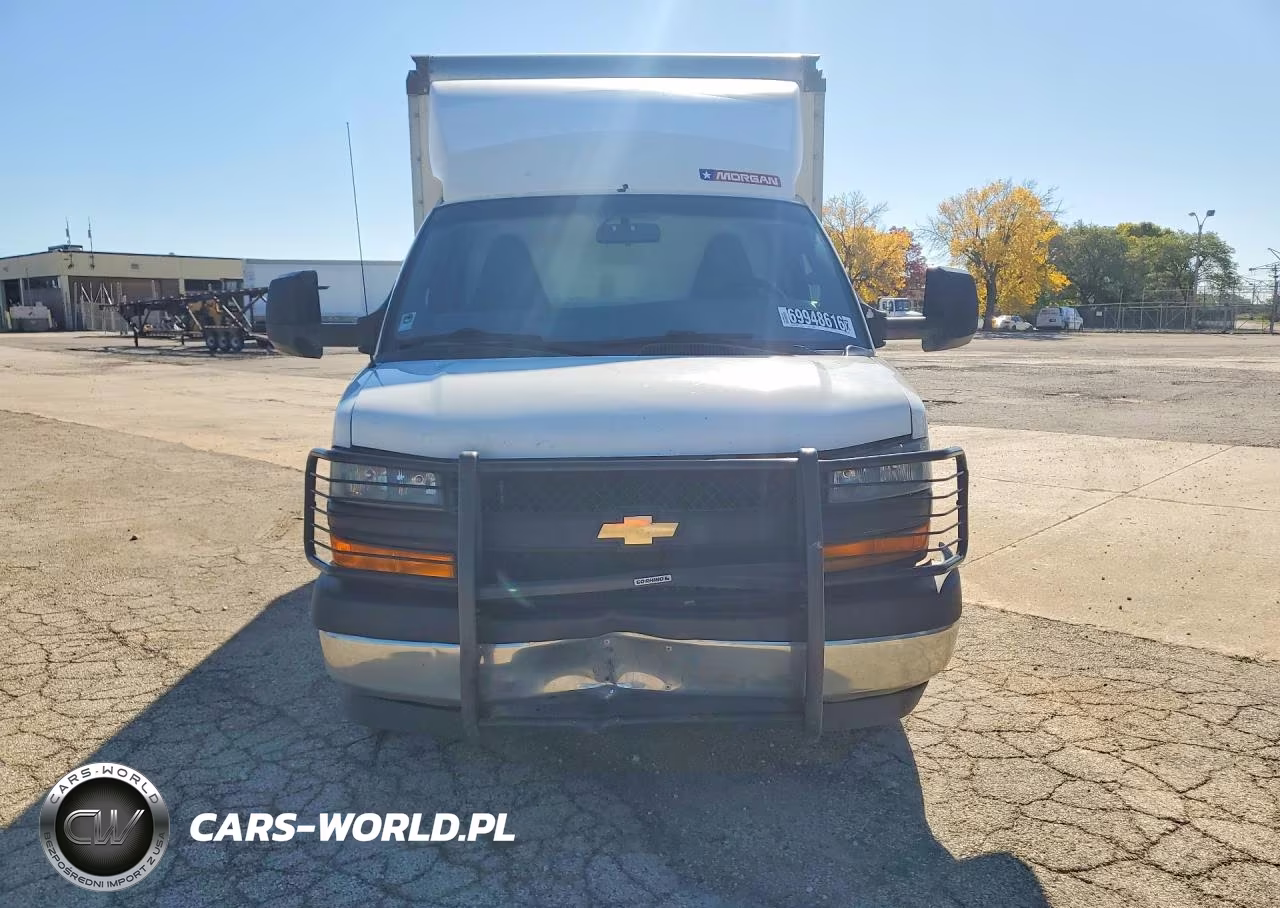 2018 Chevrolet Express Delivery Truck VIN:1GB0GRFP4J1333287 - 5