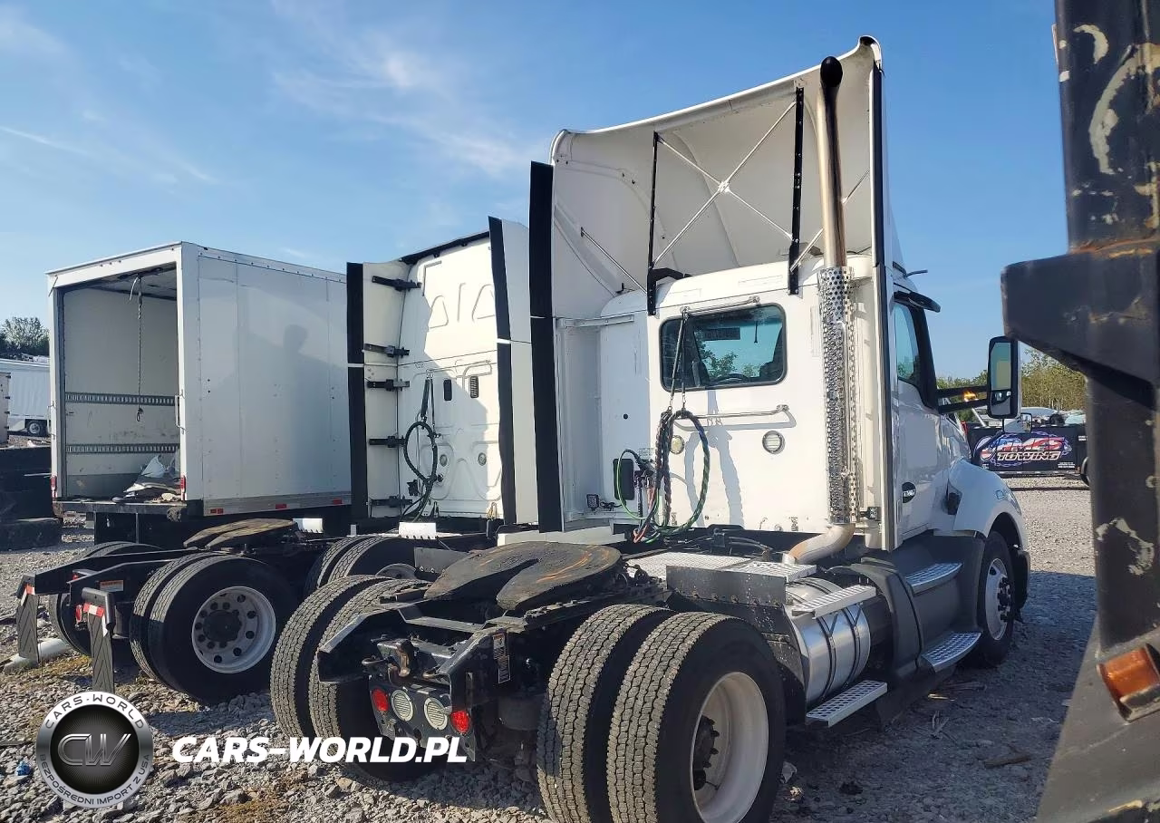 2019 Kenworth Constructi - Semi Truck VIN:1XKYA48XXKJ297076 - 3