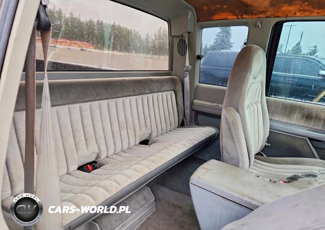 1992 Chevrolet K2500 Silverado VIN:2GCGK29N1N1223761 - 10