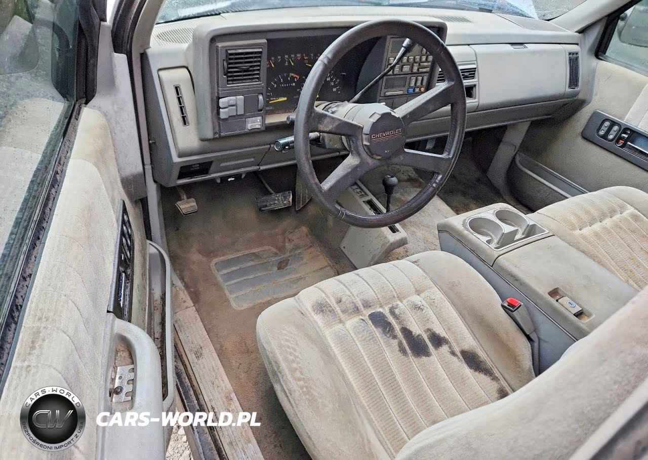 1992 Chevrolet K2500 Silverado VIN:2GCGK29N1N1223761 - 8
