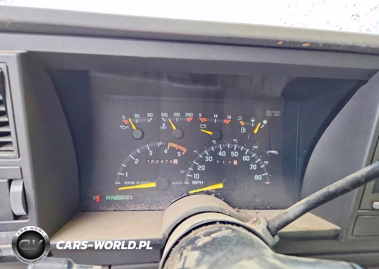 1992 Chevrolet K2500 Silverado VIN:2GCGK29N1N1223761 - 9