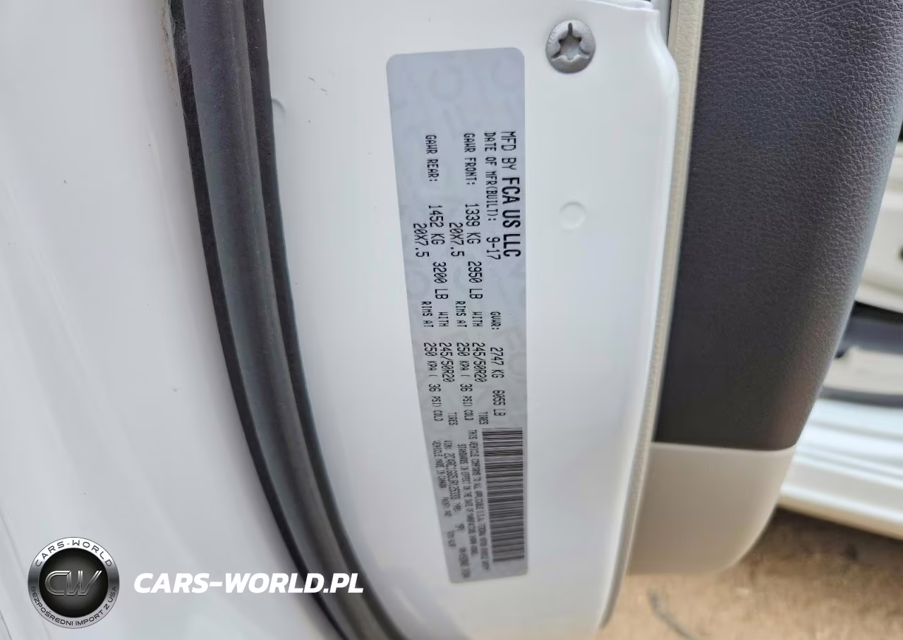 2018 Chrysler Pacifica Limited VIN:2C4RC1GG5JR125333 - 12