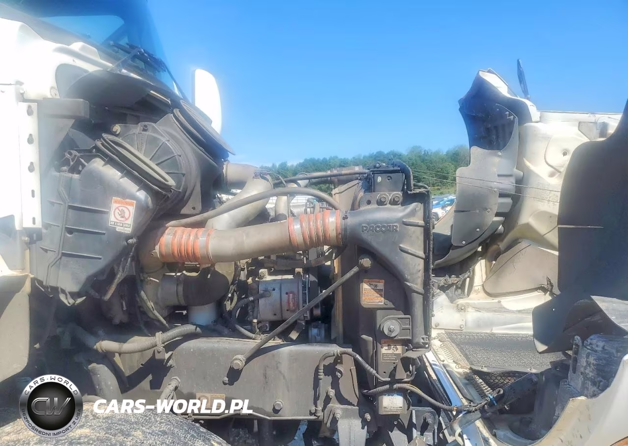 2015 Kenworth T370 Semi Truck VIN:2XKHAJ7X2FM462519 - 10