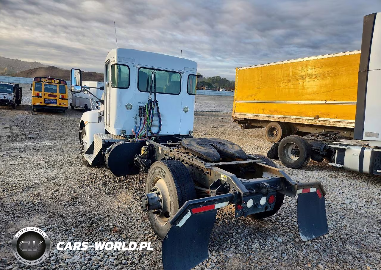 2015 Kenworth T370 Semi Truck VIN:2XKHAJ7X2FM462519 - 2
