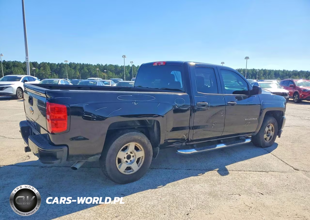 2017 Chevrolet Silverado C1500 Custom VIN:1GCRCPEH7HZ220040 - 3