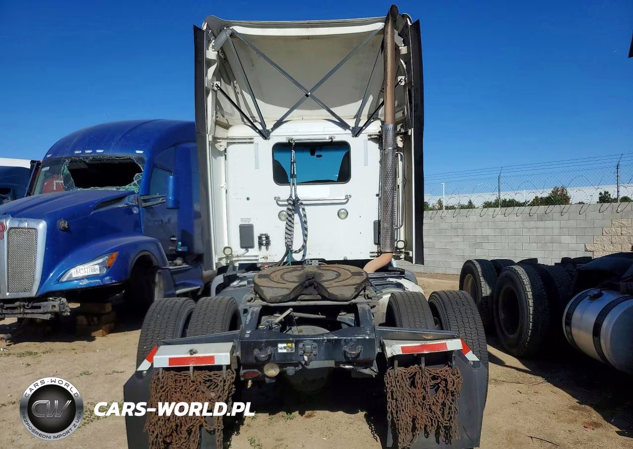 2018 Peterbilt 579 Semi Truck VIN:1XPBA48X1JD446505 - 6