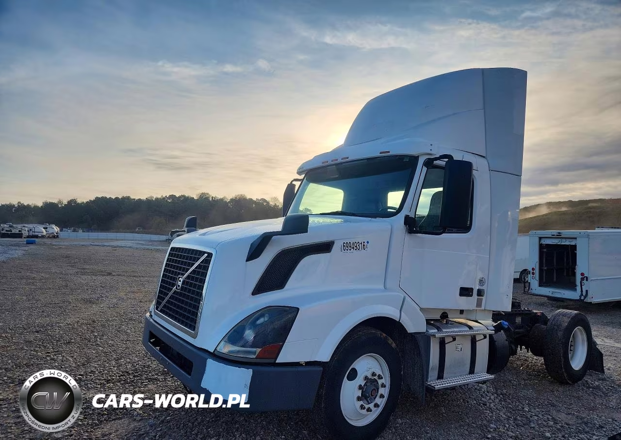 2015 Volvo Vnl Semi Truck